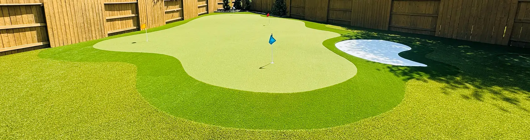 Backyard putting green installed by SYNLawn